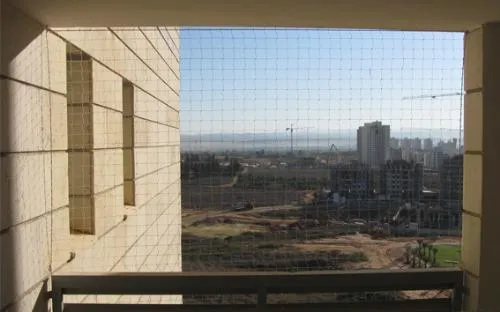 הרחקת יונים בגבעת שמואל