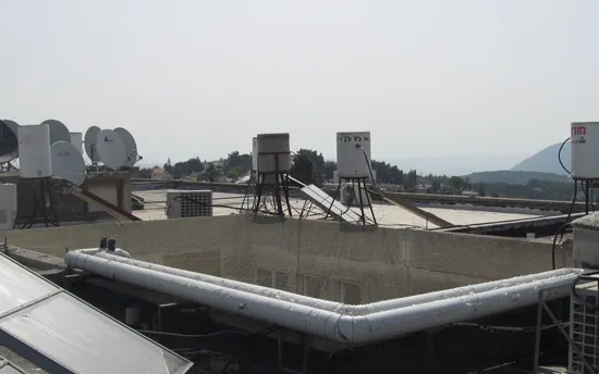 הרחקת יונים בעזרת רשת נגד יונים חופה